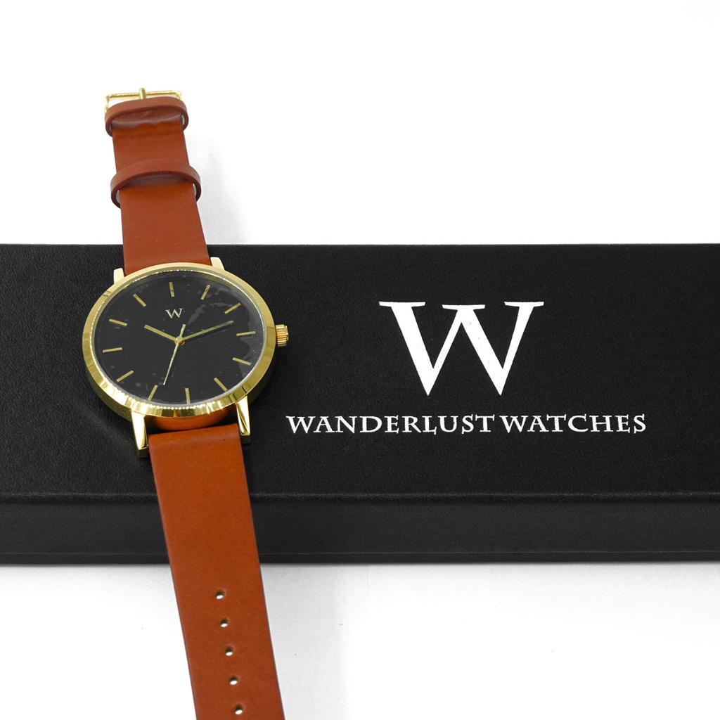 Reloj de Pulsera Wanderlust, Esfera Negra con correa negra y café- Dorado