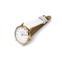 Reloj de Pulsera Wanderlust, Esfera Blanca con correa blanca y repuesto - Dorado